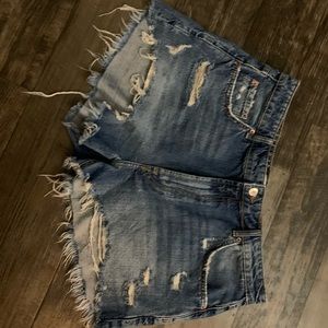SIZE 12 ZARA RIPPED DENIM HIGH WAIST SHORTS 🔥🔥